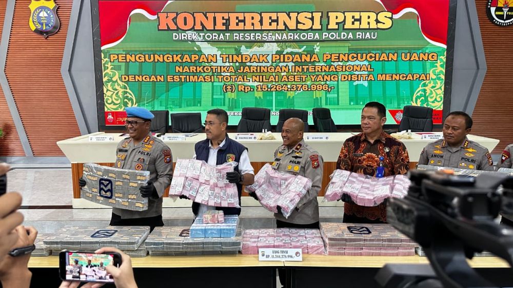Polda Riau bongkar jaringan narkoba internasional, sita aset Rp15 miliar (foto/MCR)